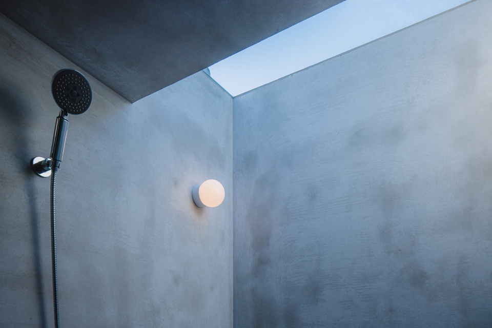 house in shikenbaru by studio cochi architects