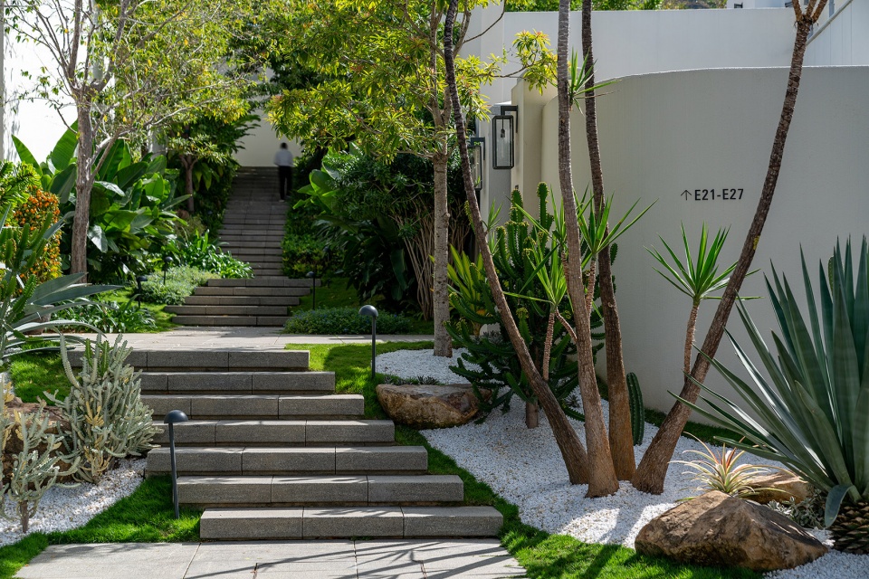 aranya sanya south garden by zscape