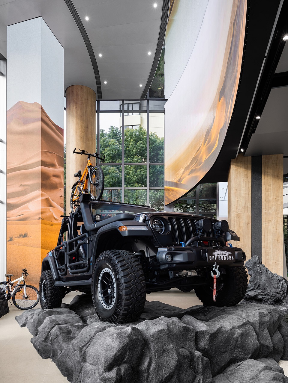 the first global jeep adventure creating experiential auto retail by ingroup