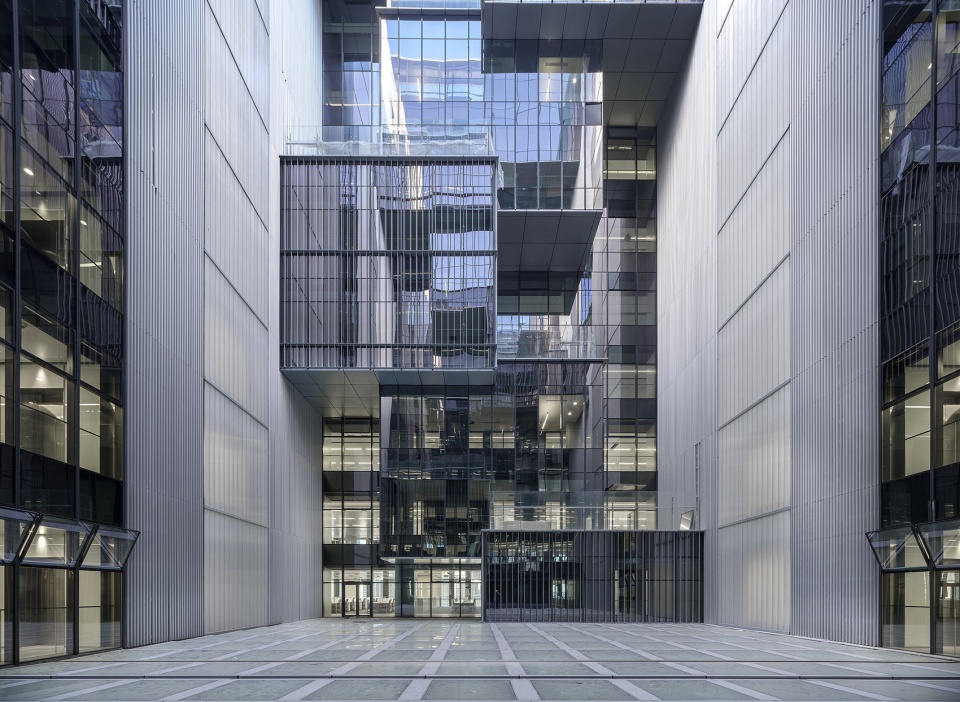 national heavy vehicle engineering and technology research center by ccdi group 21 design studio