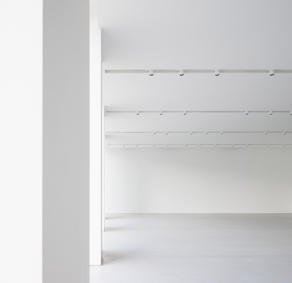 x sign space by hangzhou jiang jie interior design office