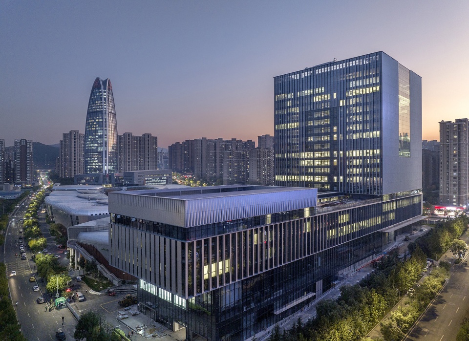 national heavy vehicle engineering and technology research center by ccdi group 21 design studio