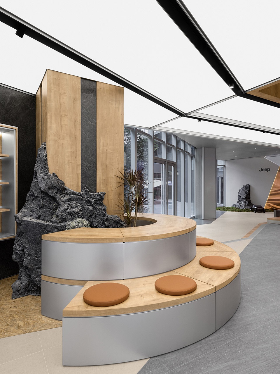the first global jeep adventure creating experiential auto retail by ingroup
