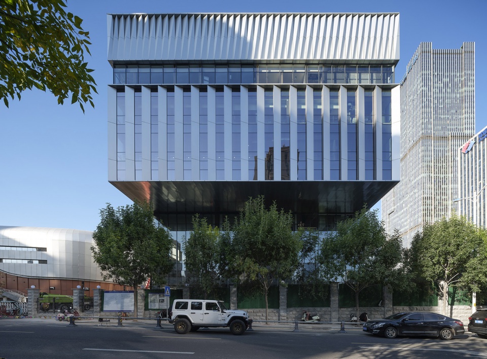 national heavy vehicle engineering and technology research center by ccdi group 21 design studio