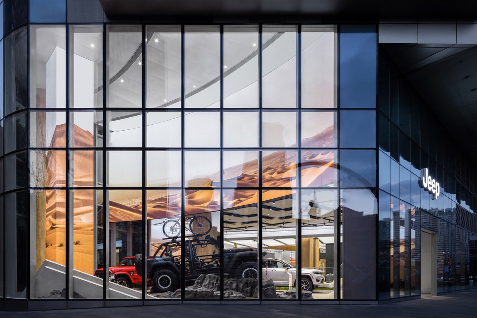 the first global jeep adventure creating experiential auto retail by ingroup