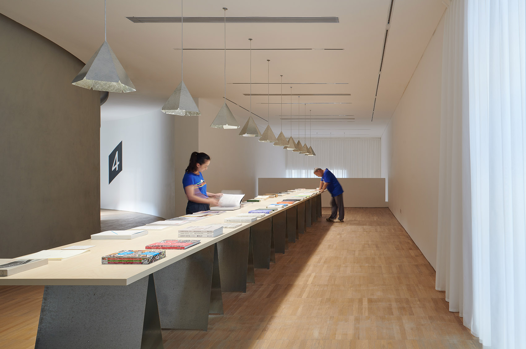 阿那亚卷宗书店和友谊书展,秦皇岛 / 亘建筑事务所 | 谷德设计网 - gooood