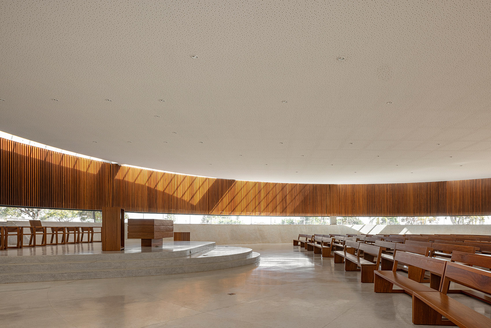 Church of the Holy Family, Brazil by ARQBR Arquitetura e Urbanismo - 谷德设计网