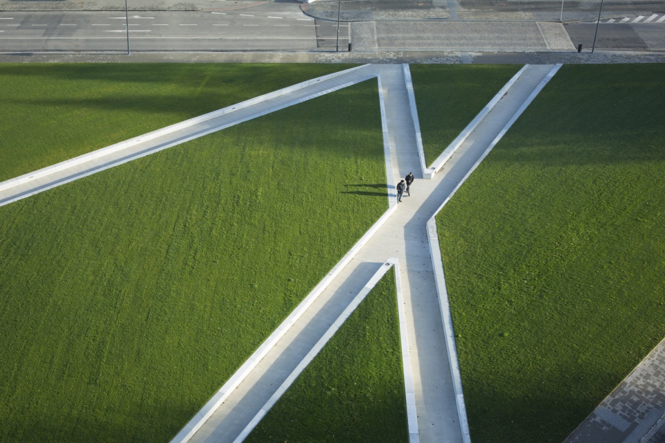Gahura s Prospekt Revitalisation of the Park by Ellement Studio
