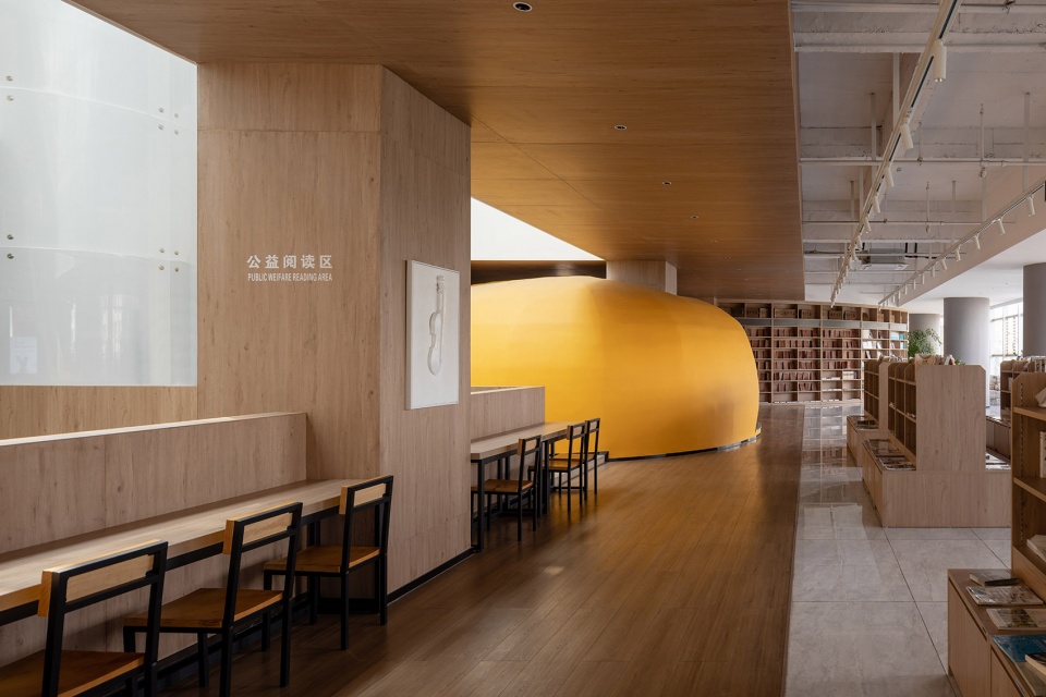 Xinhua Bookstore Yuxi Nie Er Book City China by Poetic Design Office of S P Space