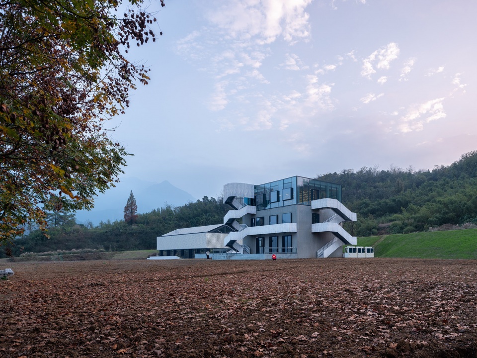 yucun impressions young library by du chunyu team school of design sjtu
