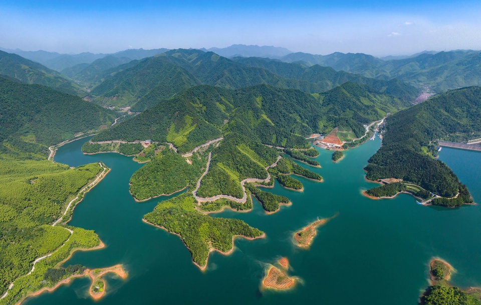 Qinglong Bay Lake Viewing Station Sichuan Tibet Route South Anhui by MEDG Current Engineering Design