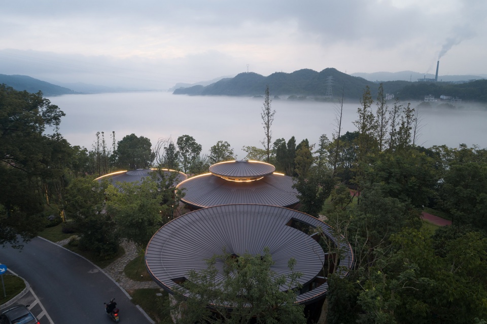 boling yunting station huadong engineering corporation