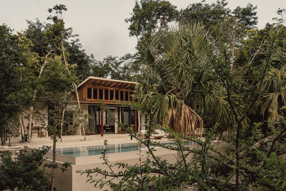 Casa Tropical by Jaque Studio