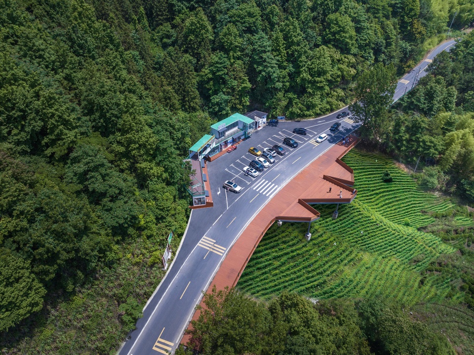 Qinglong Bay Lake Viewing Station Sichuan Tibet Route South Anhui by MEDG Current Engineering Design