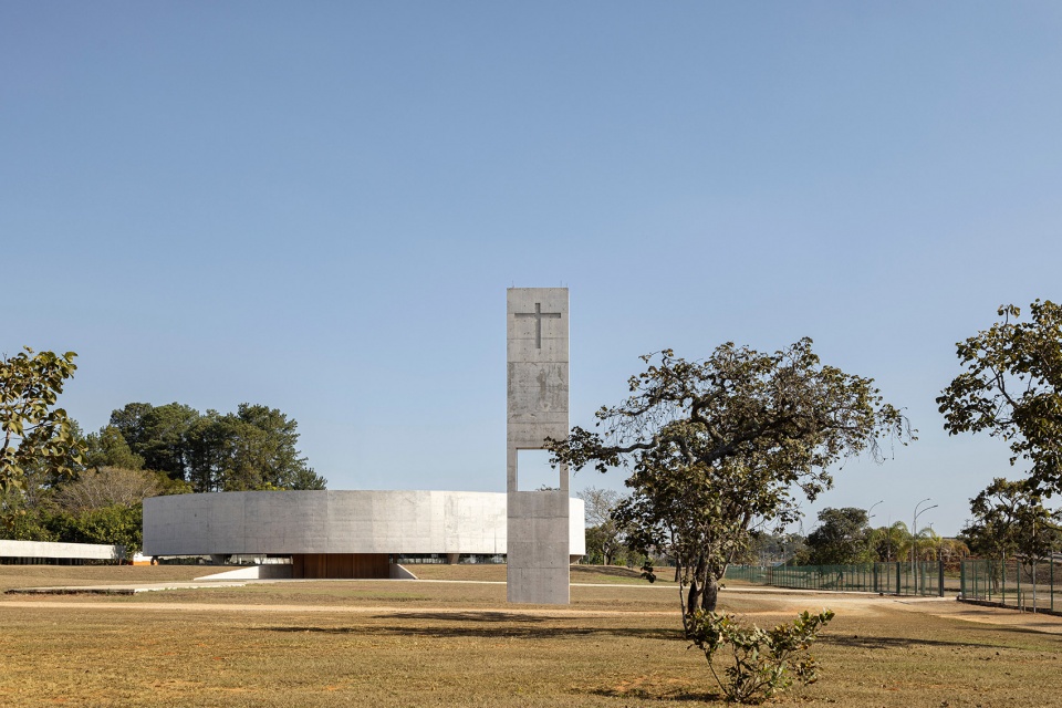 Church of the Holy Family Brazil by ARQBR Arquitetura e Urbanismo