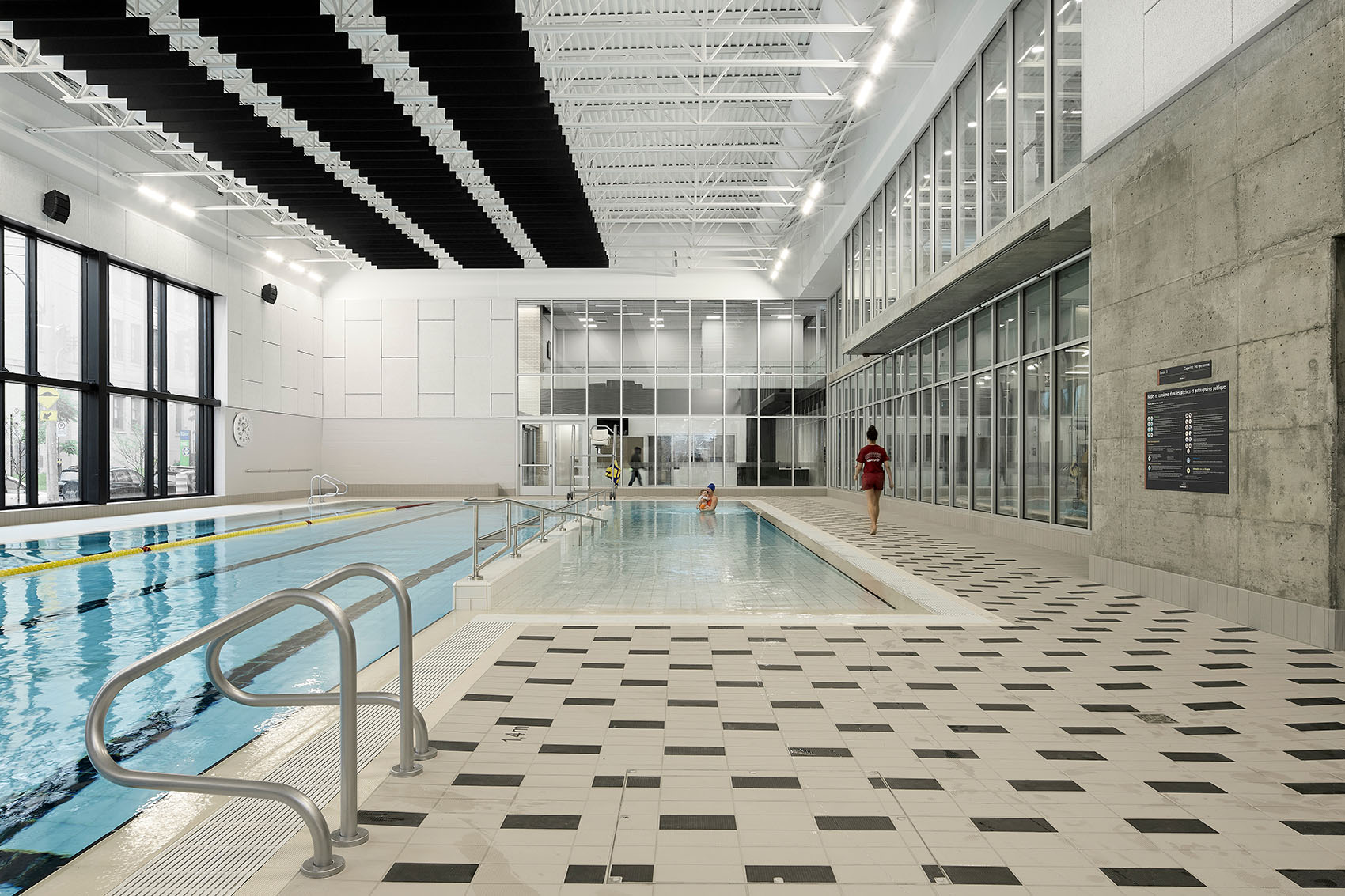 Rosemont Aquatic Center by Poirier Fontaine Architectes Inc. & Riopel + associés architectes