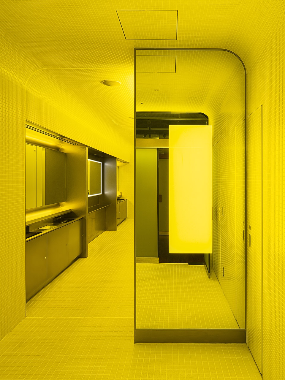 marunouchi house toilet by i in