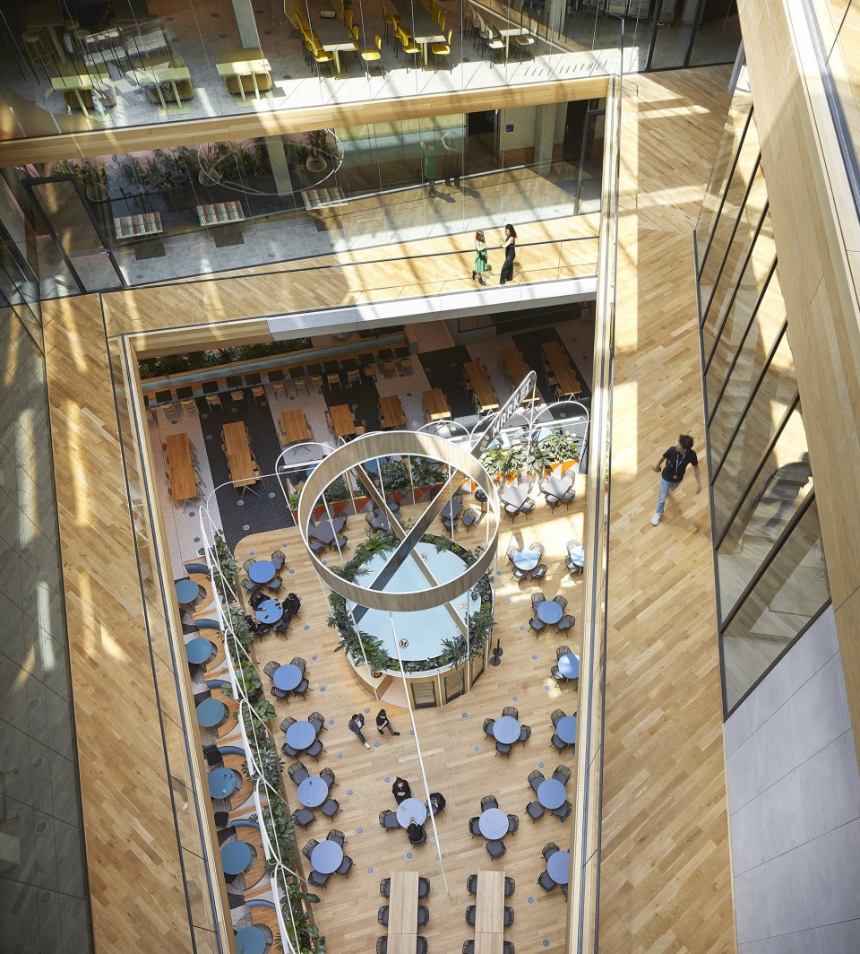 unstudios new city campus for travel leader booking com opens in amsterdam