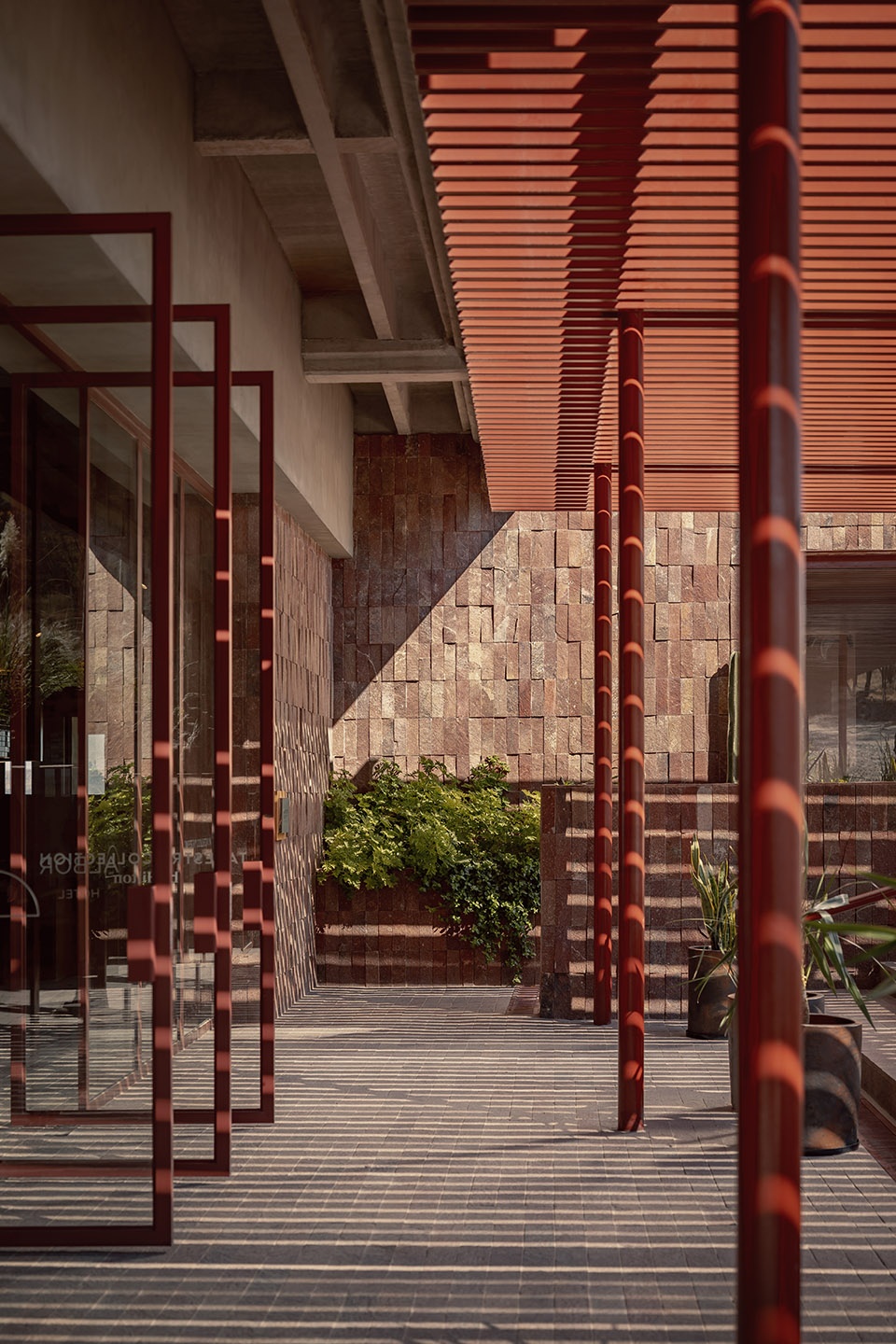 Albor Hotel in San Miguel de Allende PRODUCTORA 和 ESRAWE STUDIO