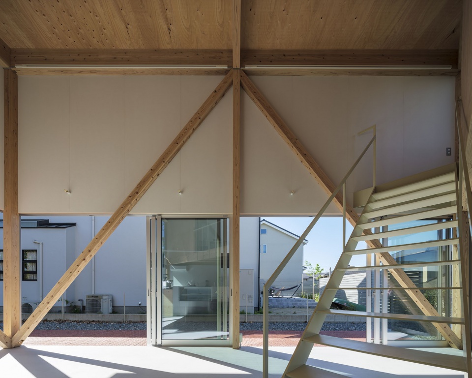 ezu house by yabashi architects