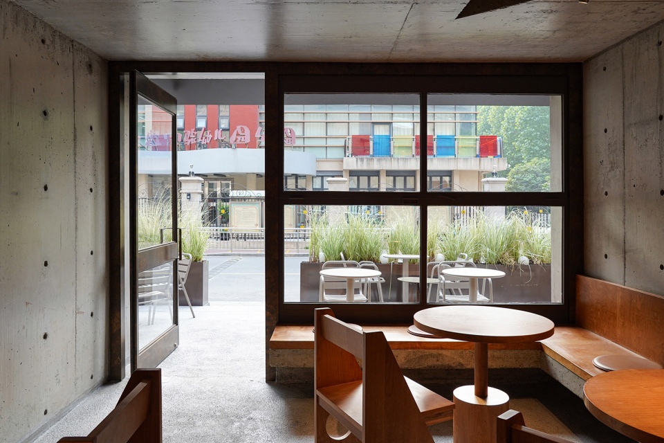 Bakery Rivers China by Huizong Design and Research Office