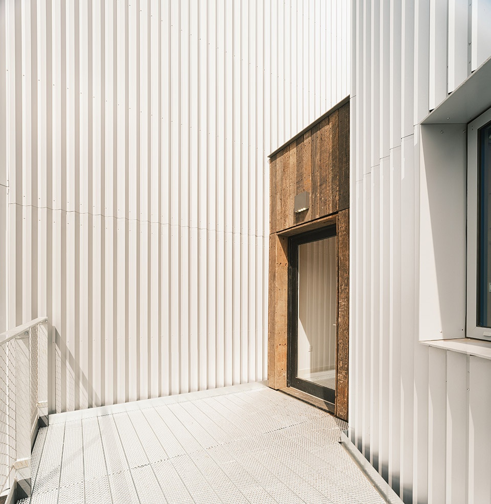 Roundhouse by Architects Paddy Dillon Reed Watts Architects