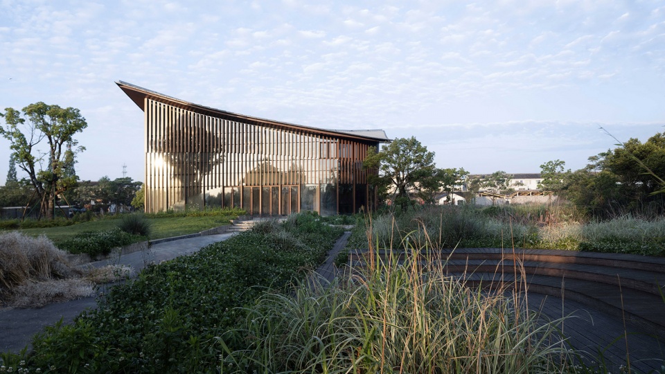 Clover Auditorium China by Hangzhou Yuanshe Architectural Landscape Design Co Ltd