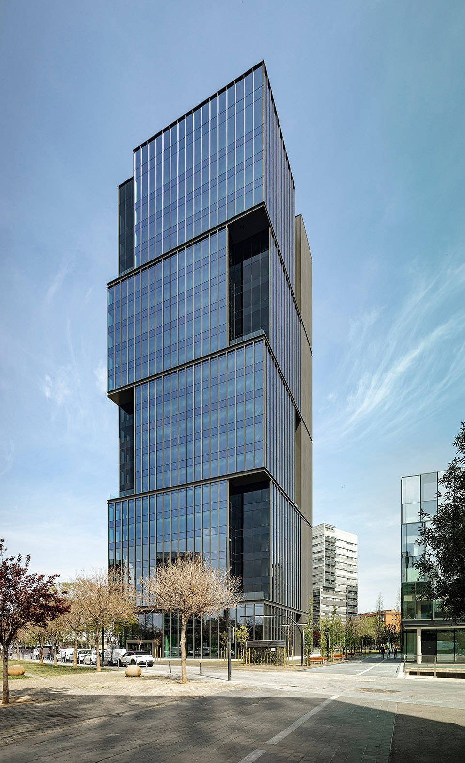 office tower in plaza europa 34 by gca architects