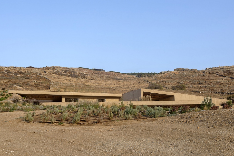 HOMA VAGIA by Mold architects liana Kerestetzi
