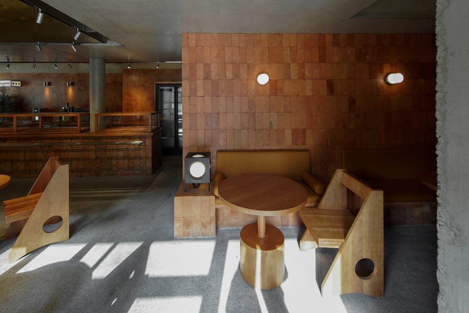 Bakery Rivers China by Huizong Design and Research Office