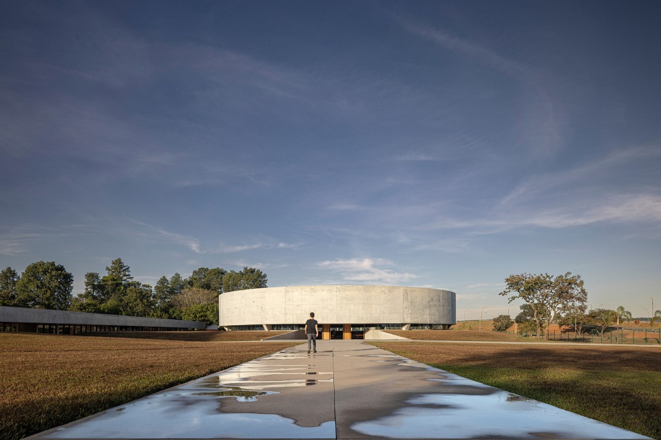 Church of the Holy Family Brazil by ARQBR Arquitetura e Urbanismo