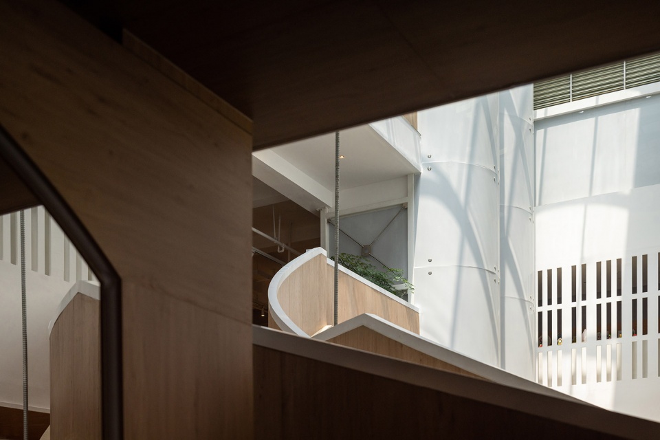 Xinhua Bookstore Yuxi Nie Er Book City China by Poetic Design Office of S P Space