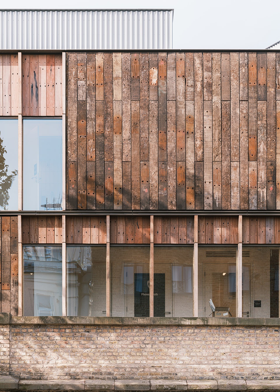 Roundhouse by Architects Paddy Dillon Reed Watts Architects