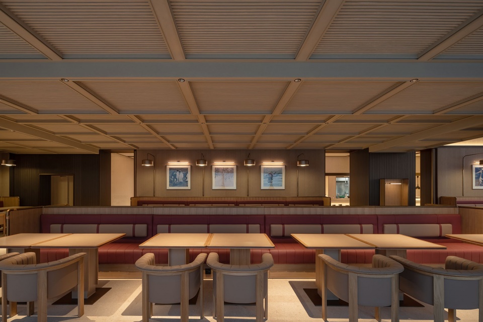 intercity hotel by vermilion zhou design group