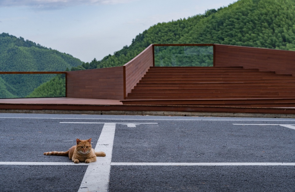 Qinglong Bay Lake Viewing Station Sichuan Tibet Route South Anhui by MEDG Current Engineering Design