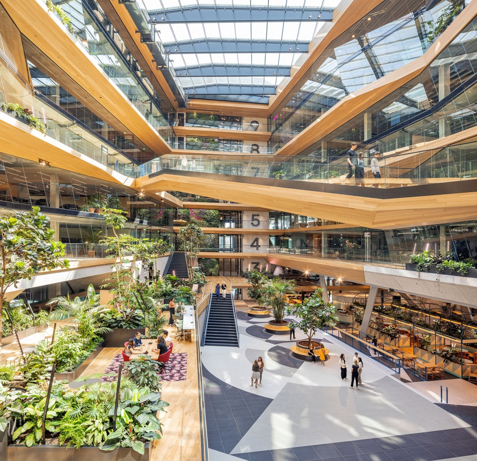 unstudios new city campus for travel leader booking com opens in amsterdam