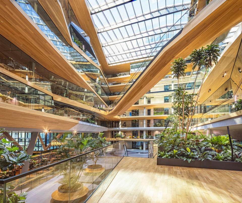 unstudios new city campus for travel leader booking com opens in amsterdam