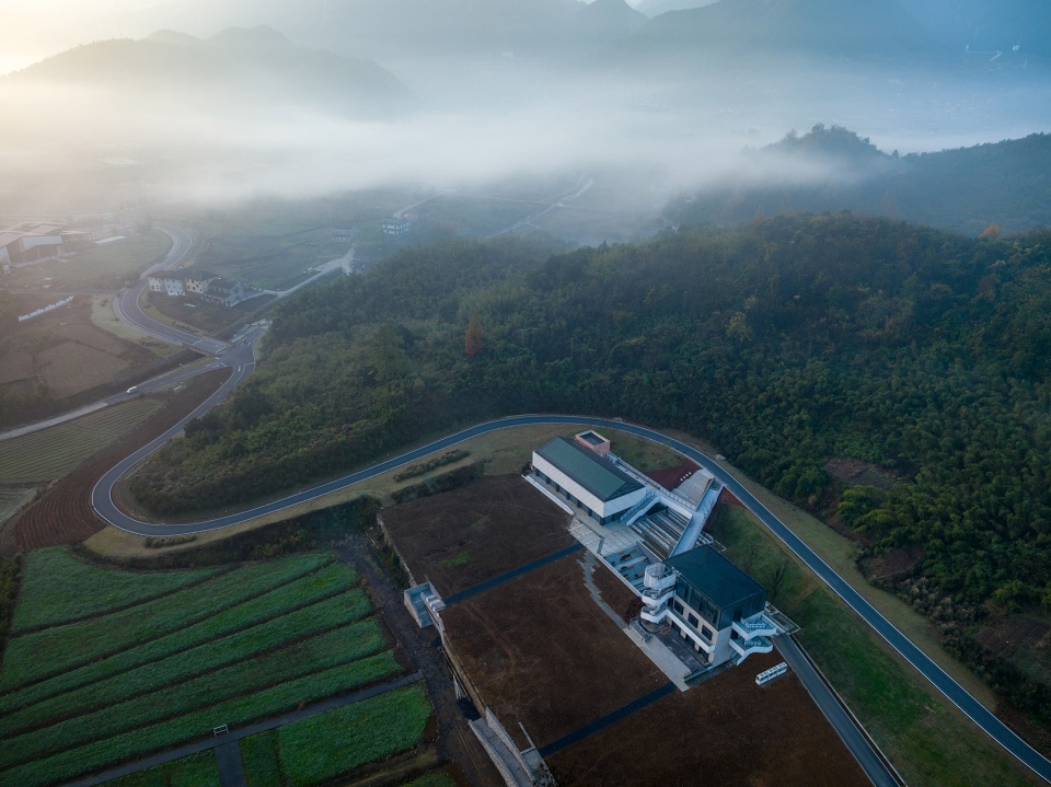 yucun impressions young library by du chunyu team school of design sjtu