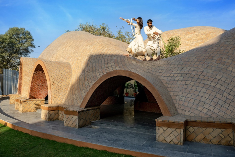 TARANG by tHE gRID Architects
