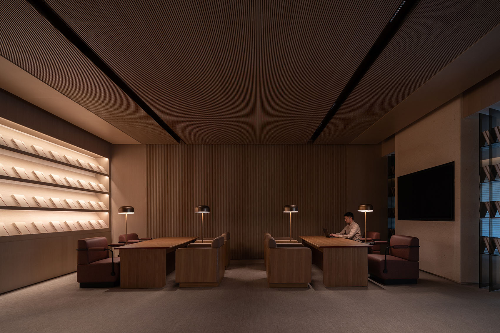 Intercity Hotel by Vermilion Zhou Design Group - 谷德设计网