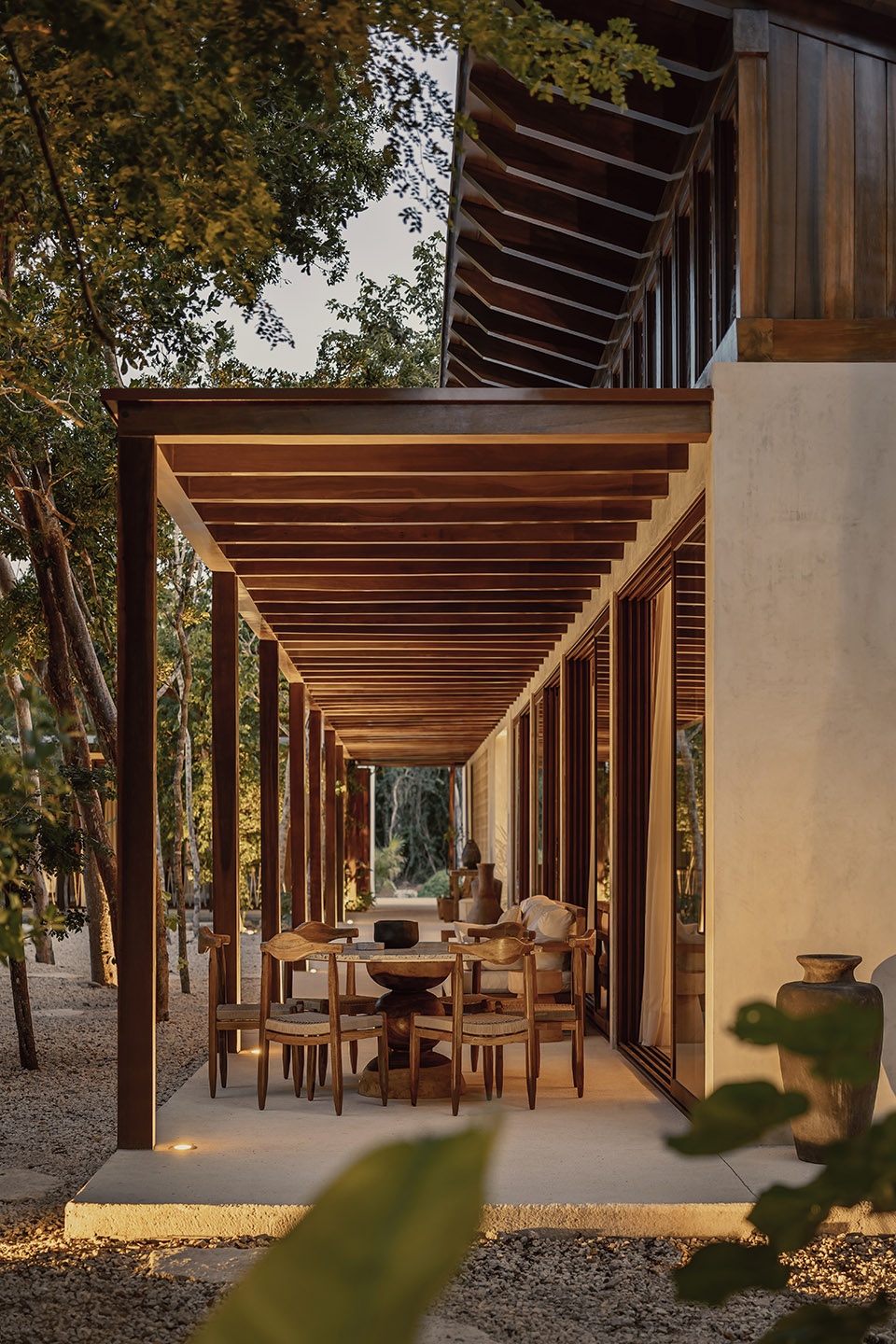 Casa Tropical by Jaque Studio