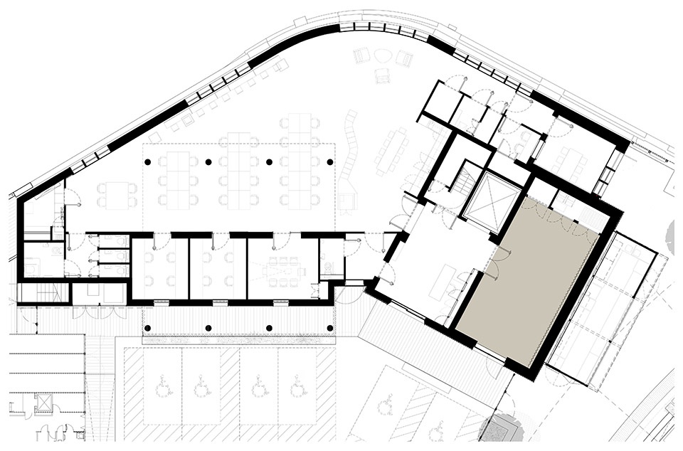 Roundhouse by Architects Paddy Dillon Reed Watts Architects