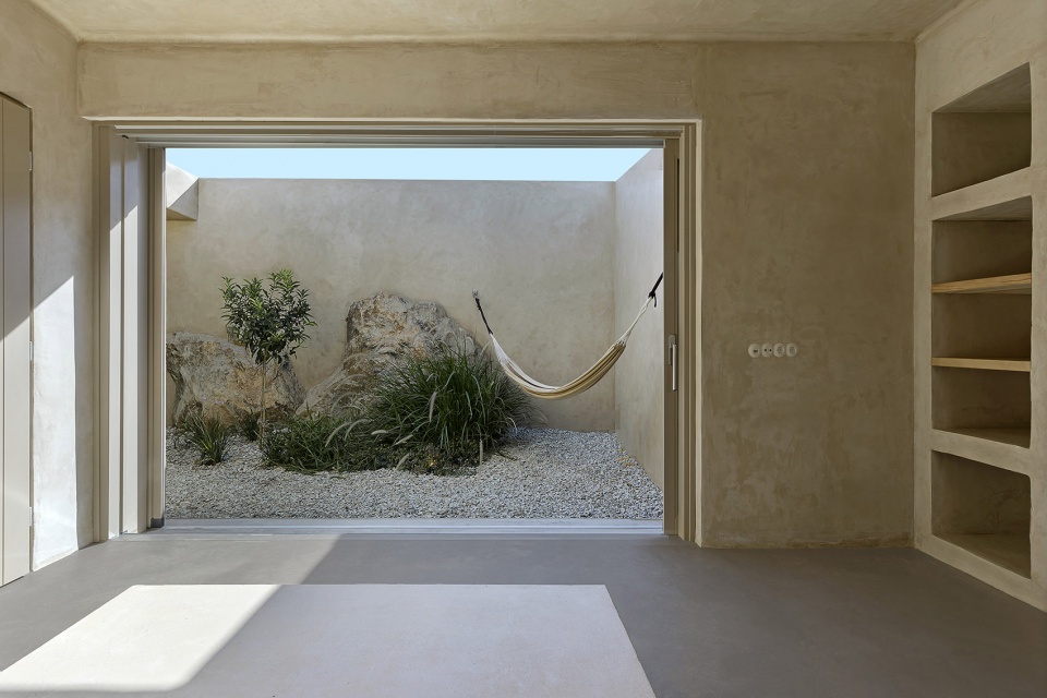 HOMA VAGIA by Mold architects liana Kerestetzi