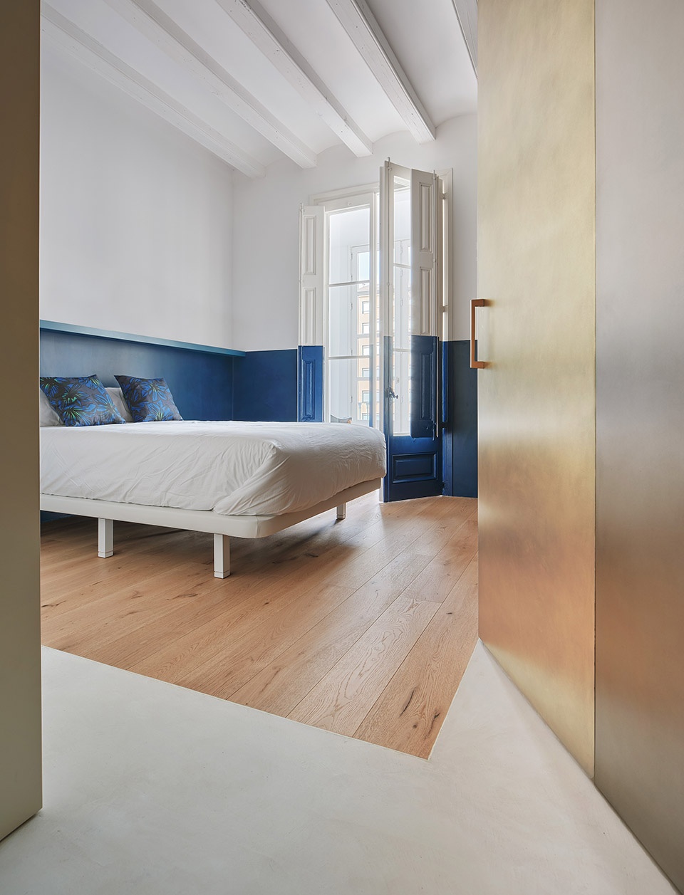 GIRONA st APARTMENT raul sanchez architects