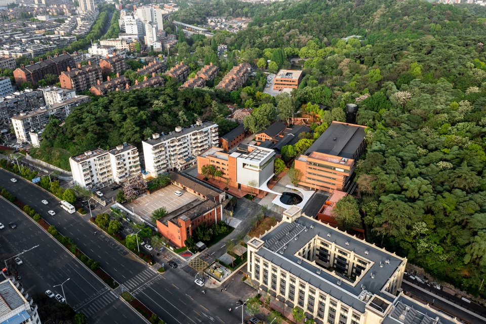 renovation of nanjing combat machinery factory by mix architecture