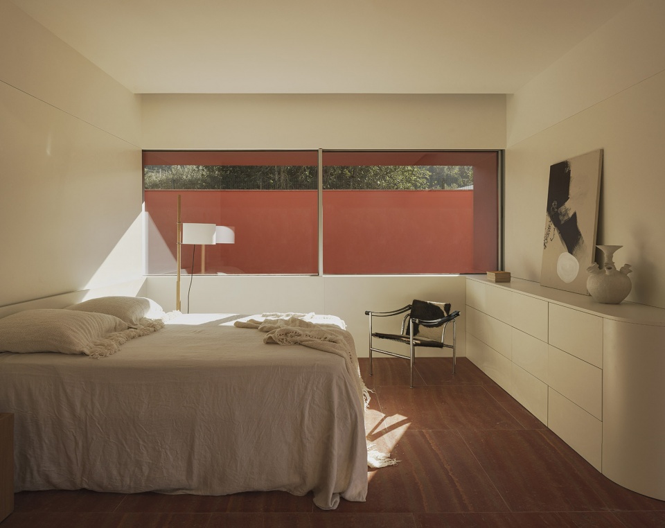 the olive grove house by balzar arquitectos