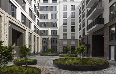 三庭院建筑综合体，德国 / TCHOBAN VOSS Architekten