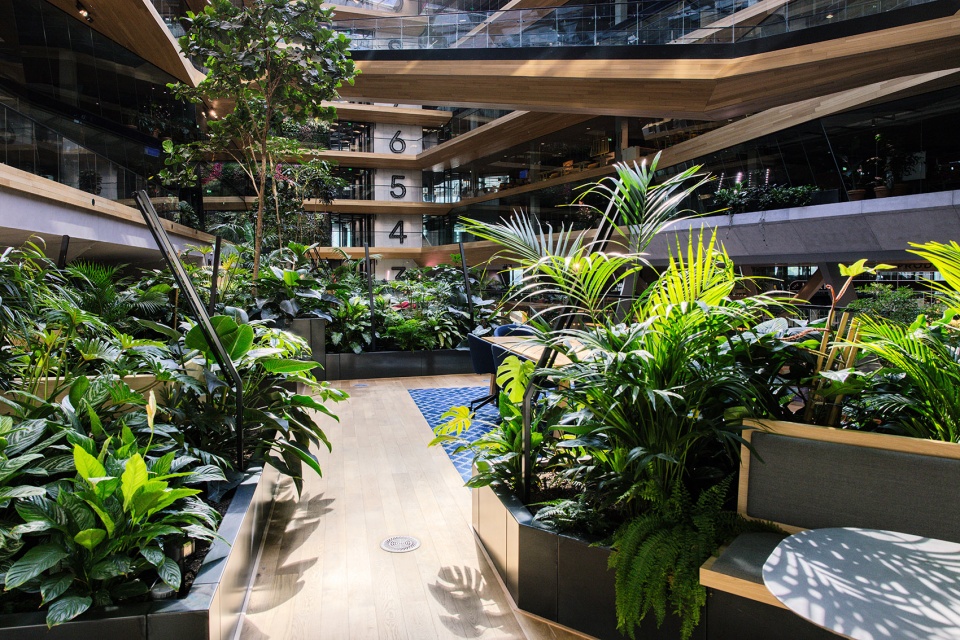 unstudios new city campus for travel leader booking com opens in amsterdam