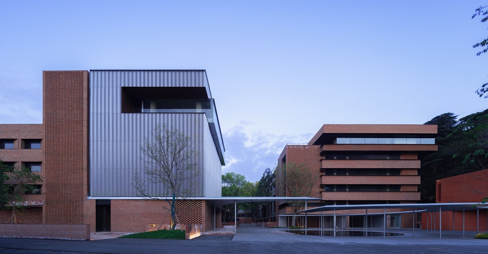 renovation of nanjing combat machinery factory by mix architecture