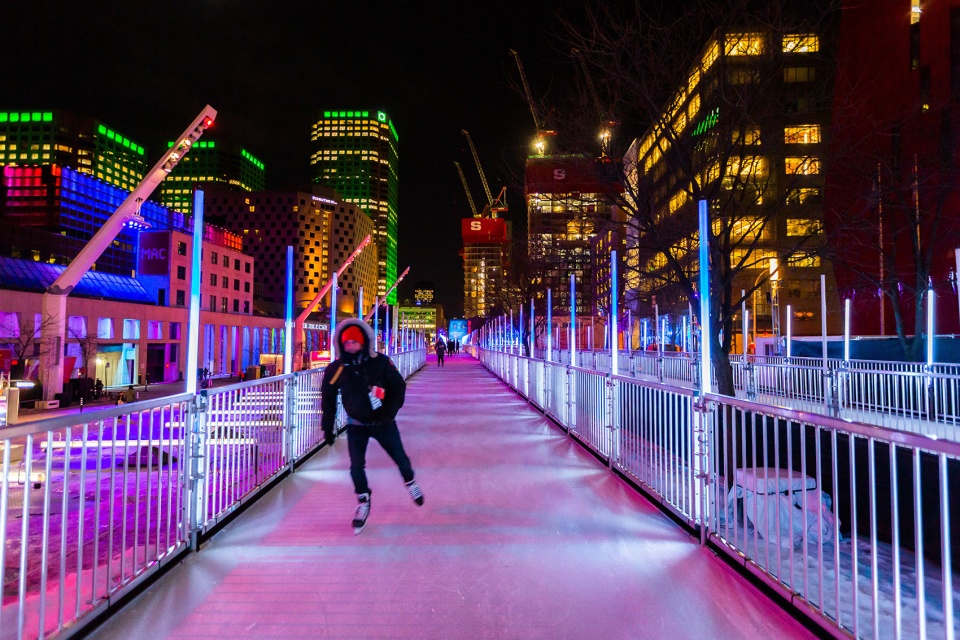 skating loop montreal en lumiere festival